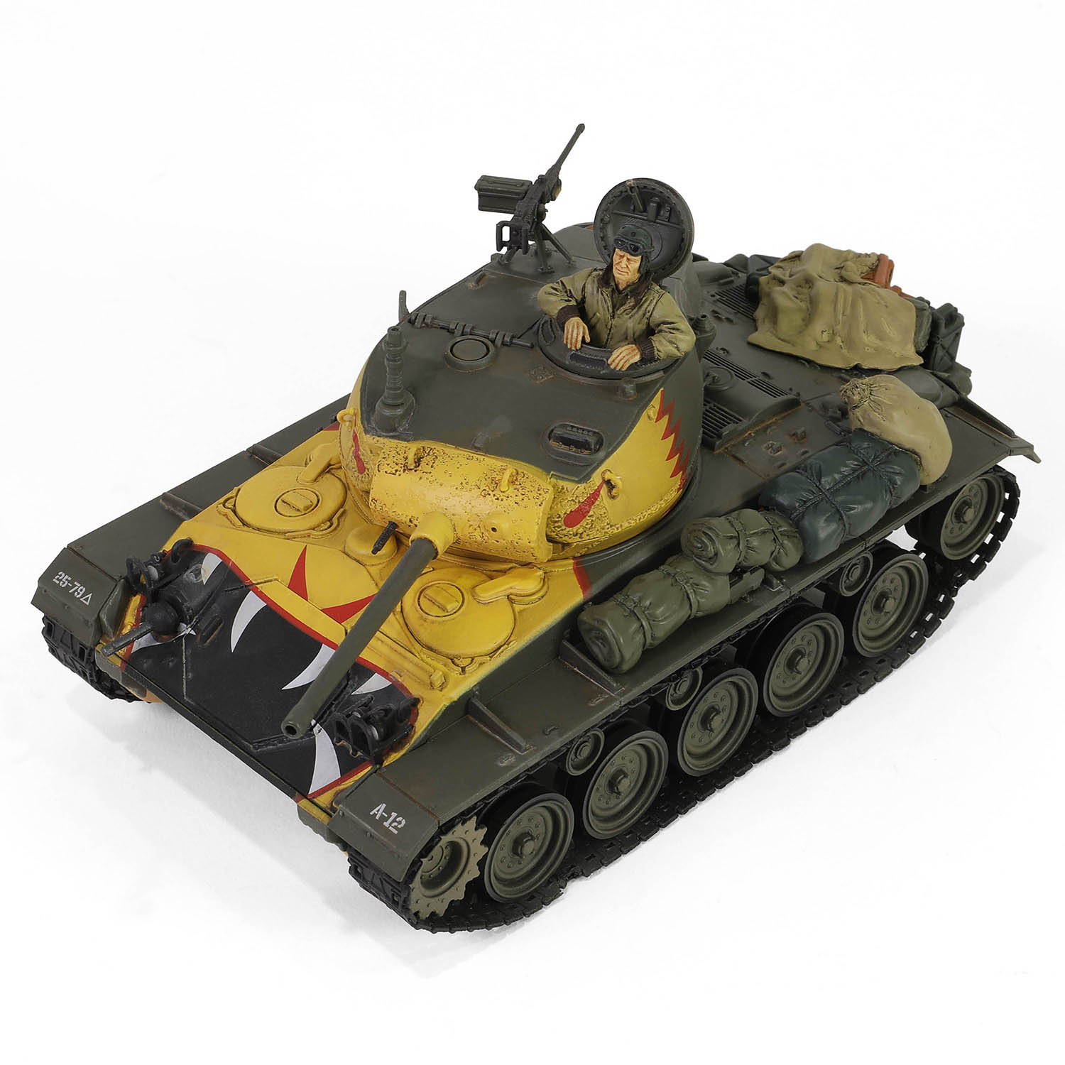 美国陆军 M24 "霞飞" 轻型坦克